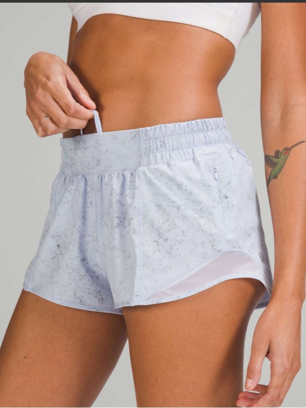 Lululemon Hotty Hot Low-Rise Lined Short 2.5"